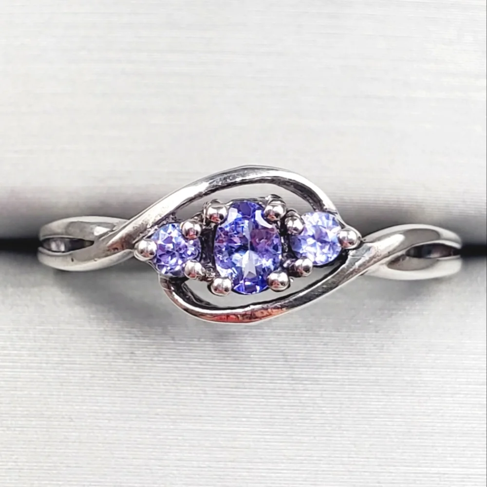 Genuine Oval & Round Tanzanite 925 Sterling Silver Three Stone Dainty Twist Ring